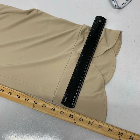 Susan Graver  Liquid Knit Tulip Hem Crop Pants XL Pull On Neutral Pockets Travel - Picture 11 of 13